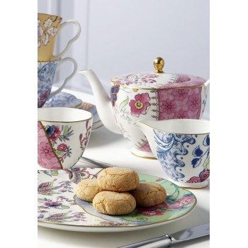 Чашка с чинийка за чай Wedgwood в подаръчна кутия
